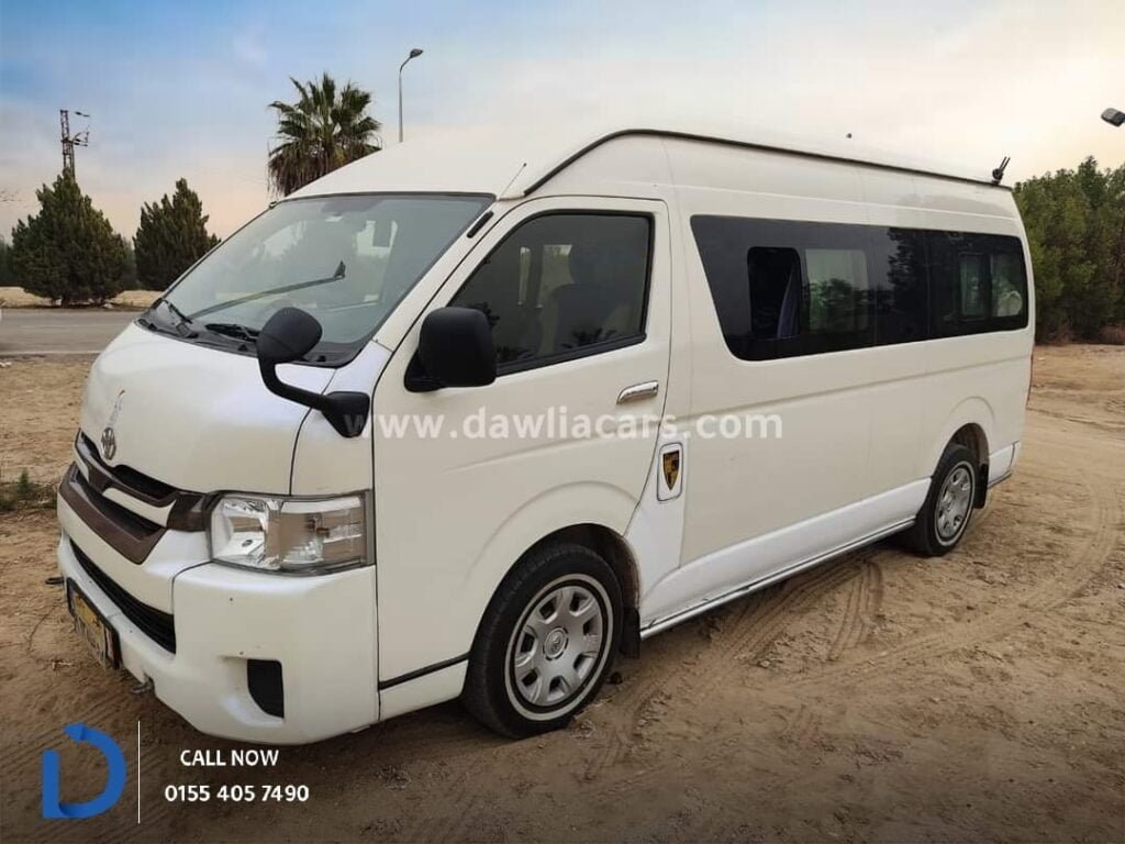 ميني باص للايجار 