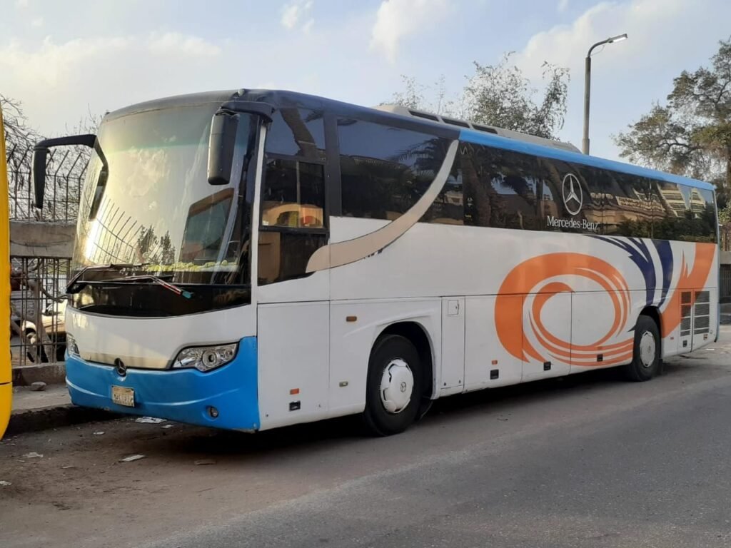 اجر اتوبيس لرحلات الفيوم