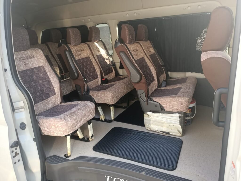 حجز عربيه 13 راكب الى العين السخنه