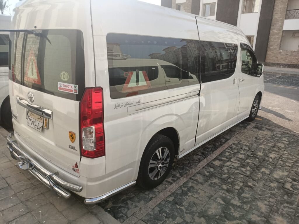 ايجار باص الى سيوة
