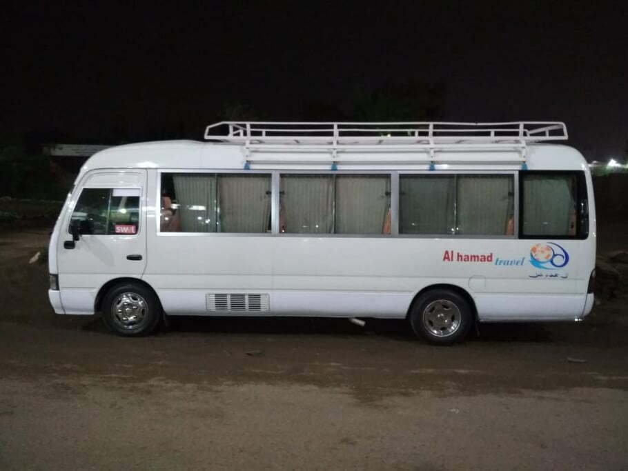 كوستر للايجار الى سيوه