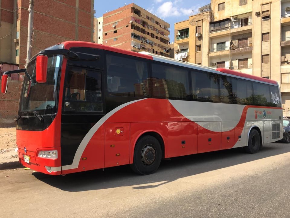 اتوبيسات حديثة للايجار اليومي