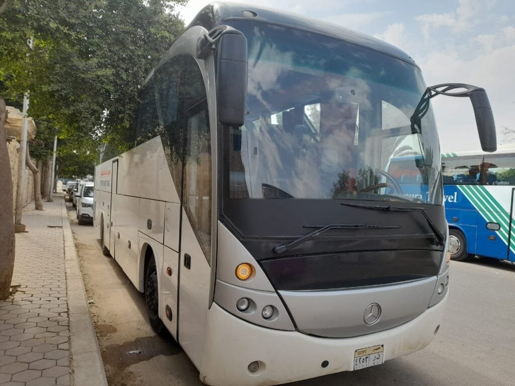 ايجار اتوبيس 50 راكب الى دريم بارك